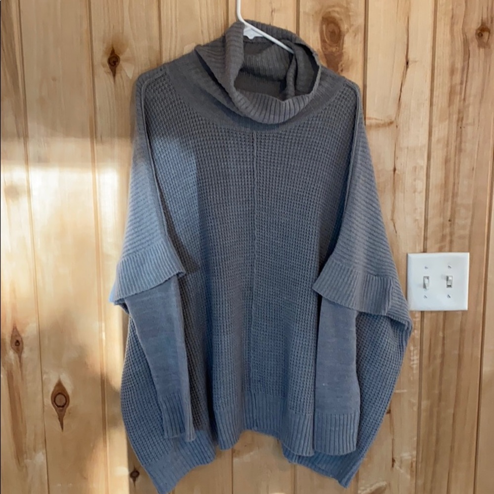 Alya Sweater